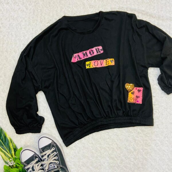 Sweater Hungría Negro PRENDA UNICA
