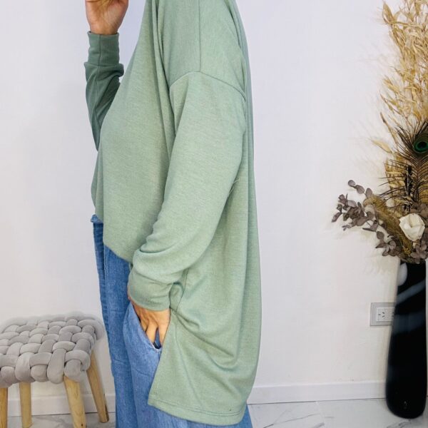Sweater Magnolia Verde - Image 7