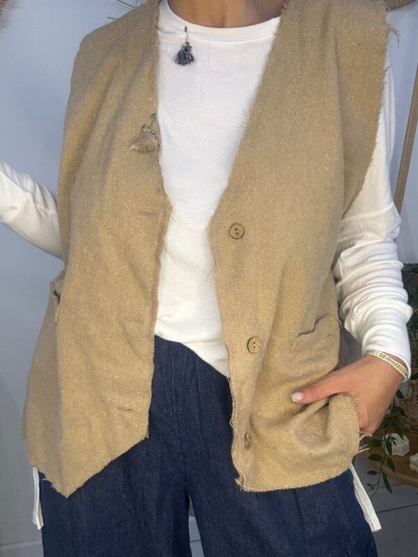 Chaleco Horizonte Beige - Image 7
