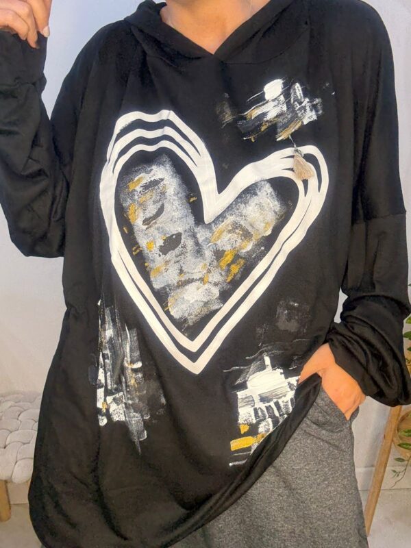 Buzito Corazón Negro •DESING• - Image 3