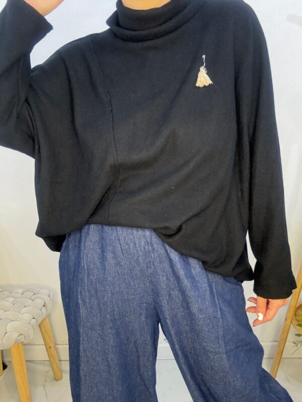 Sweater Antartida Negro - Image 8