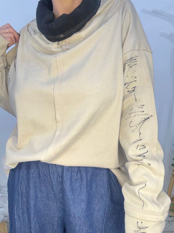 Buzito Libertad Beige •DESING• - Image 10