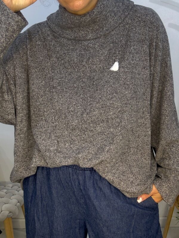 Sweater Antartida Gris - Image 9
